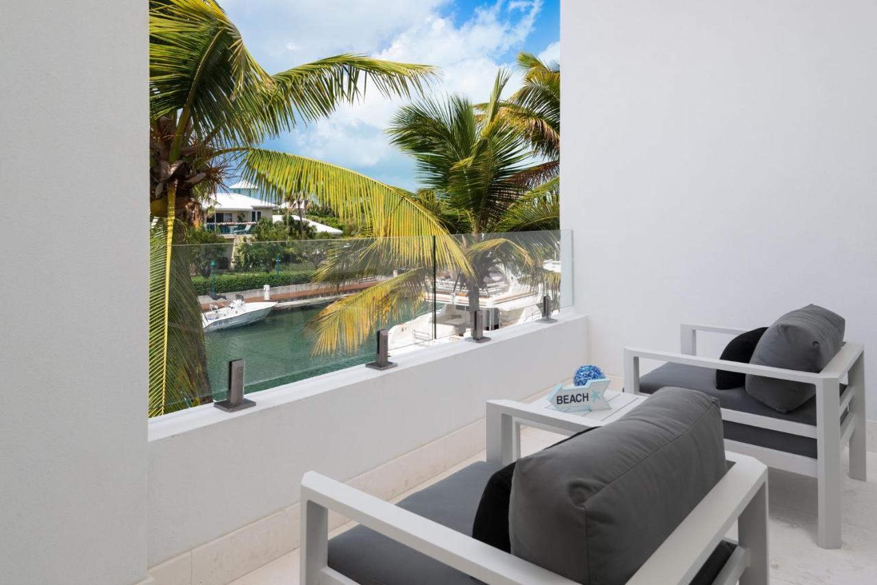 Zenza Boutique Hotel Turtle Cove Exterior foto